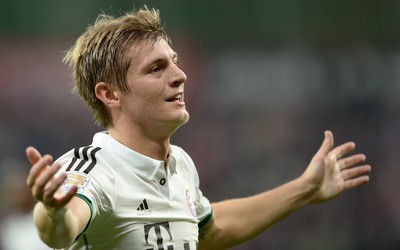 球王会独家-凯西国家队百场纪念感人瞬间